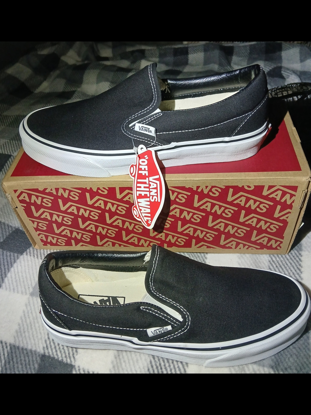 Vans Black and White Slip-On with Red Tag - Picture 3 of 4